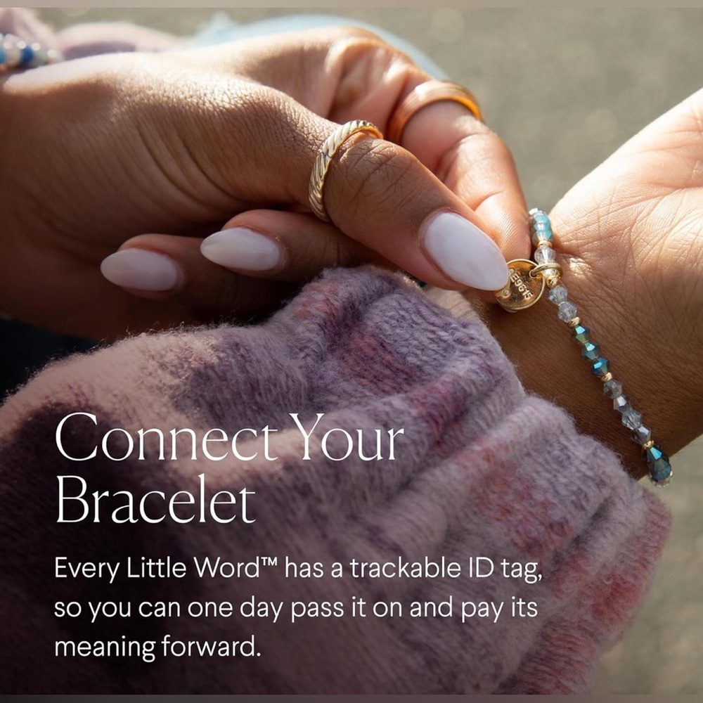 ☀️ NWT - Little Words Project 'LOVER' Bracelet - Picture 4 of 5